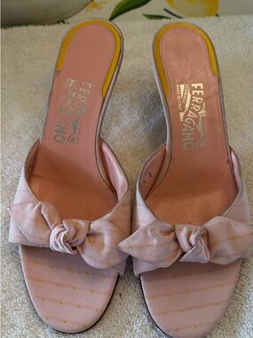 Salvatore Ferragamo Pink and Yellow Knot Slide Mules